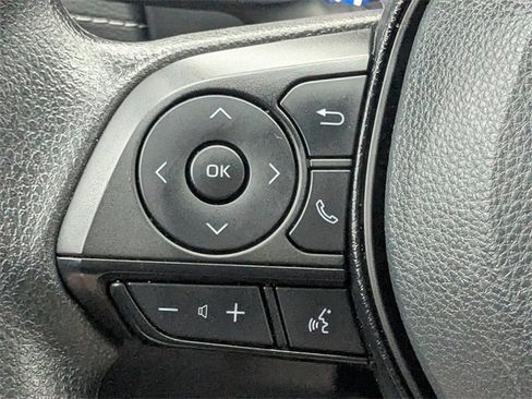 Used 2025 Toyota RAV4 XLE image 26