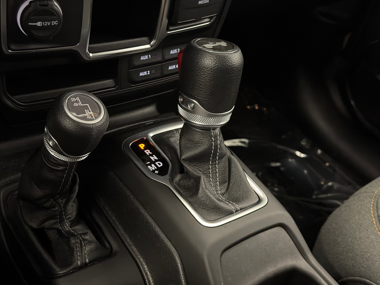 Used 2024 Jeep Wrangler Unlimited Sport AWD/4WD image 28