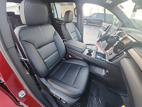 New 2025 GMC Acadia Elevation w/ Elevation Premium Package image 18