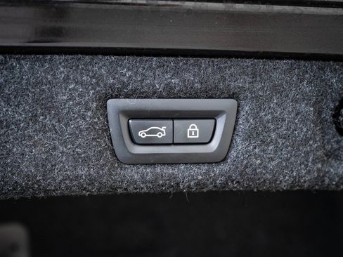 Used 2023 BMW 540i w/ M Sport Package image 20