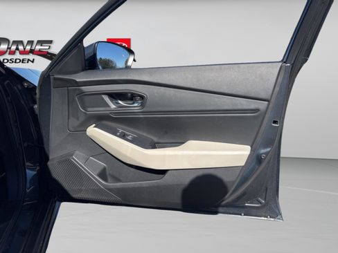 Used 2023 Honda Accord EX image 37