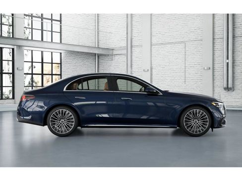 New 2026 Mercedes-Benz E 450 4MATIC Sedan image 2