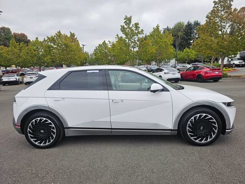 Used 2023 Hyundai Ioniq 5 Limited AWD/4WD image 4