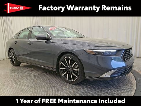 Used 2023 Honda Accord Touring image 1