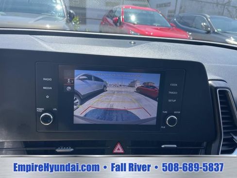 Used 2024 Kia Sportage LX FWD image 21