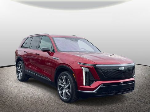 Certified 2026 Cadillac Vistiq Luxury w/ LPO, Floor Liner Package AWD/4WD image 28