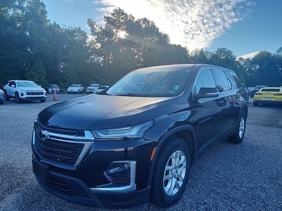 Used 2023 Chevrolet Traverse LS w/ Safety Package