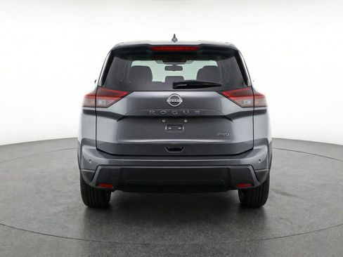 Used 2025 Nissan Rogue SV FWD image 7