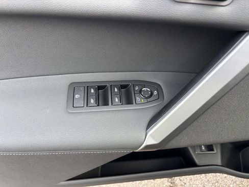 New 2026 BMW iX xDrive60 w/ M Sport Package image 13