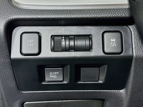 Used 2016 Subaru Crosstrek 2.0i Premium AWD/4WD image 11