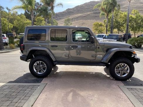 Used 2022 Jeep Wrangler Unlimited Sahara w/ Safety Group image 6