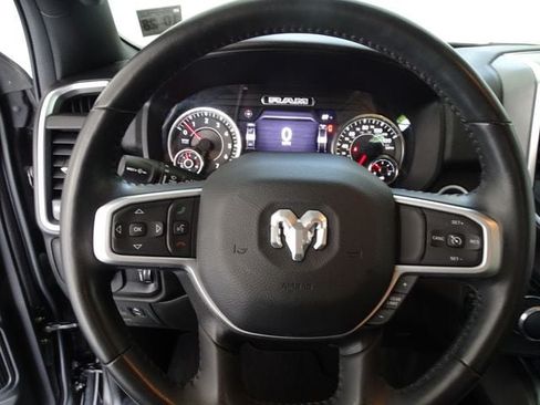 Used 2024 RAM 1500 Big Horn AWD/4WD image 6
