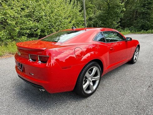 Used 2011 Chevrolet Camaro LT w/ RS Package RWD image 6