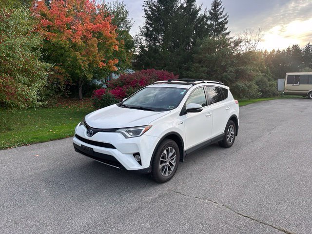 Used 2016 Toyota RAV4 XLE AWD/4WD image 7