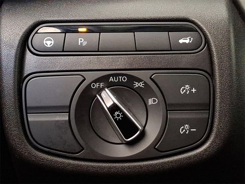 Certified 2025 INFINITI QX50 Luxe image 28