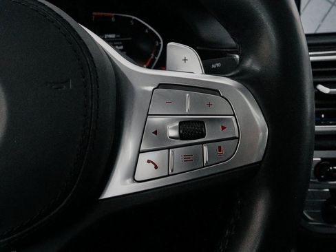 Used 2022 BMW 750i xDrive w/ Executive Package image 29