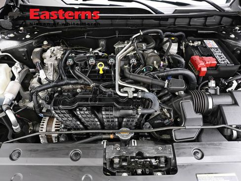 Used 2023 Nissan Altima 2.5 SR AWD/4WD image 7