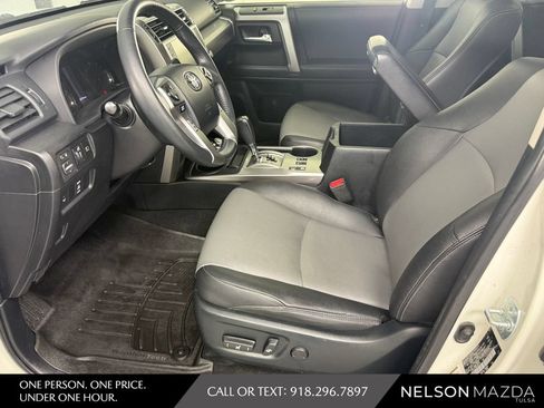 Used 2021 Toyota 4Runner SR5 Premium w/ Moonroof Package AWD/4WD image 16