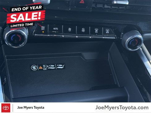 Used 2025 Chevrolet Tahoe LT image 12