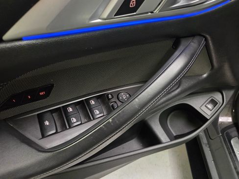 Used 2023 BMW M4 xDrive Competition AWD/4WD image 16