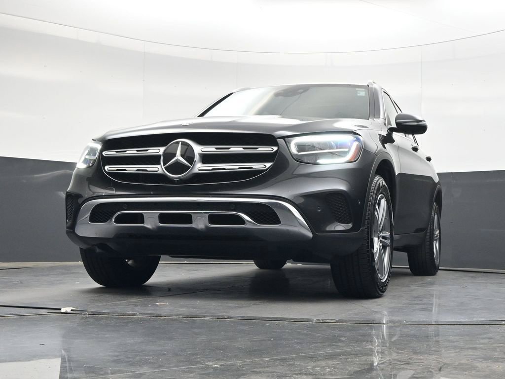 Used 2022 Mercedes-Benz GLC 300 4MATIC w/ Driver Assistance Package image 47
