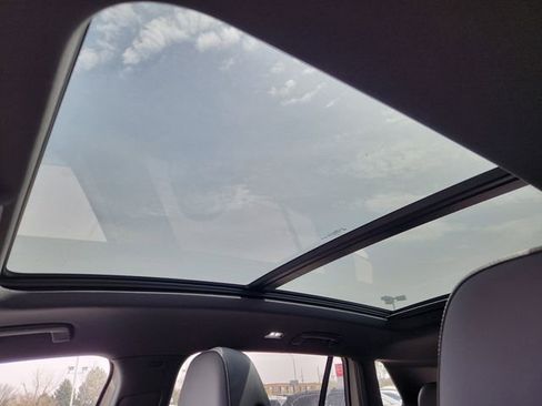 New 2026 Volkswagen Tiguan SE R-Line image 16