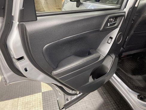Used 2014 Subaru Forester 2.5i Touring AWD/4WD image 11