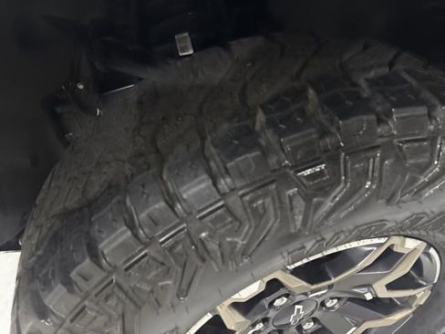 Used 2026 Chevrolet Colorado ZR2 AWD/4WD image 42