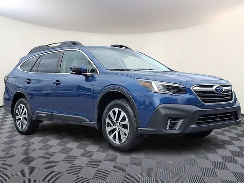Used 2020 Subaru Outback Premium w/ Popular Package #1 AWD/4WD image 1