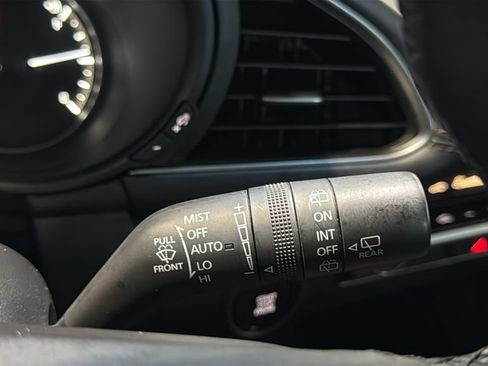 Used 2025 MAZDA MAZDA3 s Sport FWD image 35
