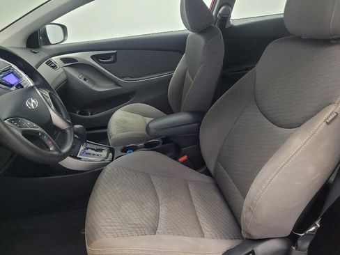 Used 2013 Hyundai Elantra image 17