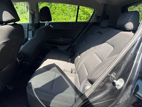 Used 2019 Kia Sportage LX AWD/4WD image 30