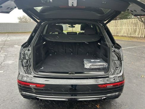 Certified 2025 Audi Q5 e Premium Plus w/ Premium Plus Package image 32