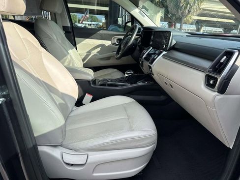 Used 2022 Kia Sorento S w/ Panoramic Sunroof Package image 21