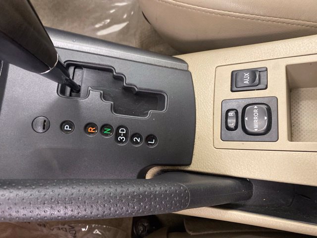 Used 2011 Toyota RAV4 Limited w/ Limited Extra Value Pkg AWD/4WD image 20