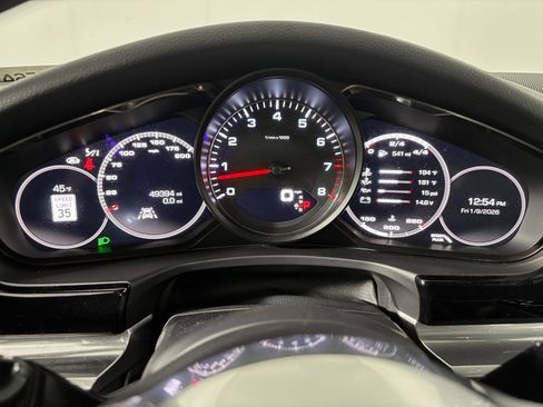 Used 2018 Porsche Panamera 4S image 21