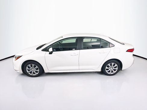 Used 2024 Toyota Corolla LE FWD image 4