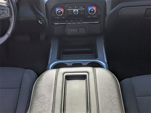 Used 2022 GMC Sierra 1500 Elevation image 19