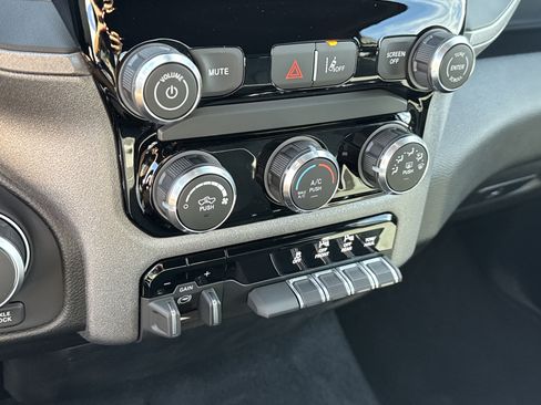 New 2026 RAM 1500 Classic Warlock image 34