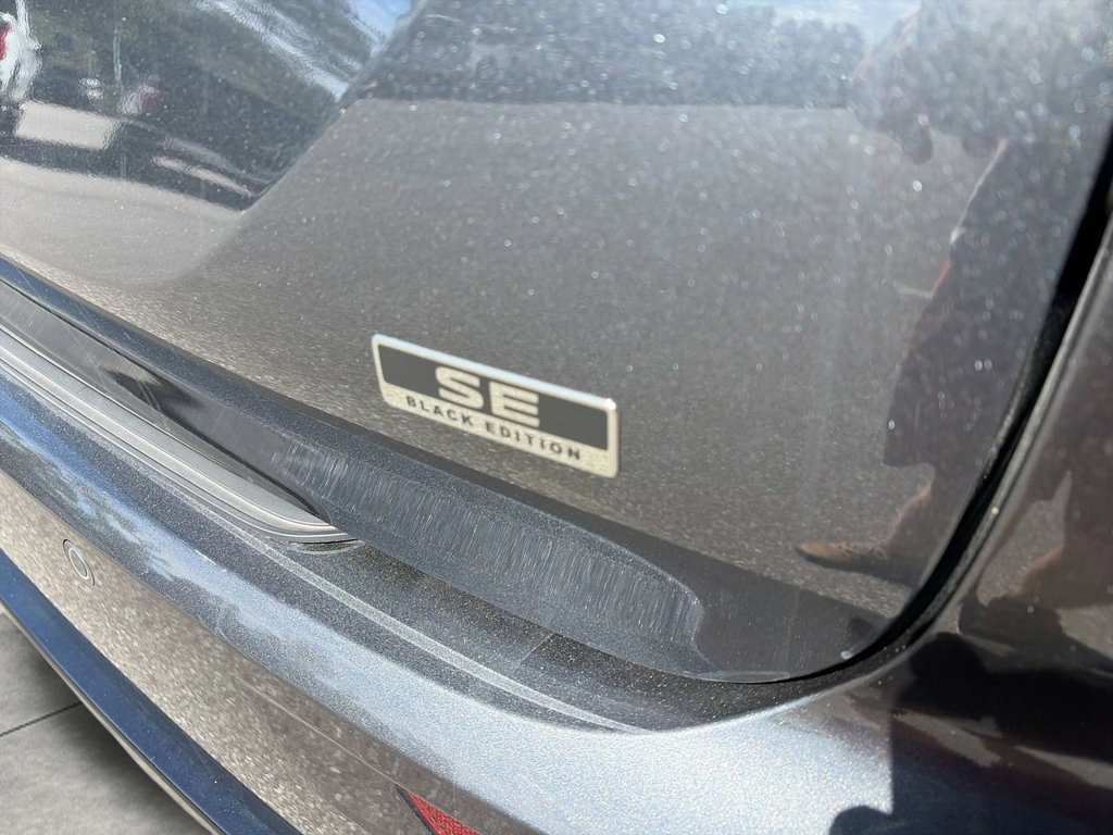 Used 2024 Mitsubishi Outlander SE Black Edition AWD/4WD image 12