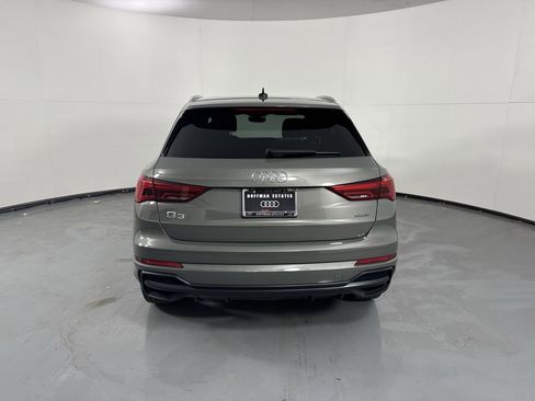 Used 2022 Audi Q3 2.0T Premium Plus w/ Premium Plus Package image 6