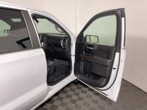 Used 2021 Chevrolet Silverado 1500 LT w/ Z71 Off-Road Package image 30