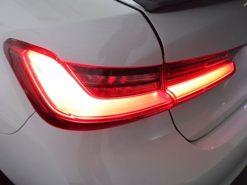 Used 2021 BMW 330i Sedan w/ Convenience Package image 29