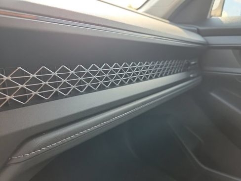 Used 2023 Honda Accord LX image 40