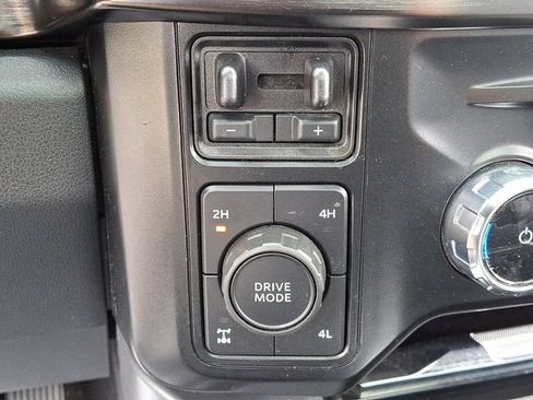 Used 2024 Ford F250 Lariat w/ Sport Appearance Package AWD/4WD image 25