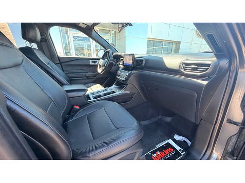 Used 2020 Ford Explorer Limited AWD/4WD image 11