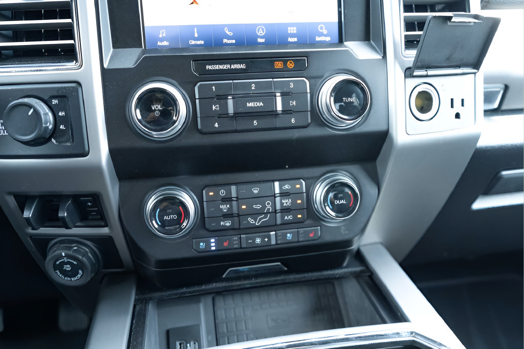 Used 2021 Ford F250 Platinum AWD/4WD image 20