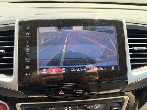 Used 2017 Honda Pilot Elite image 21