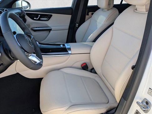 New 2026 Mercedes-Benz GLC 300 4MATIC image 4