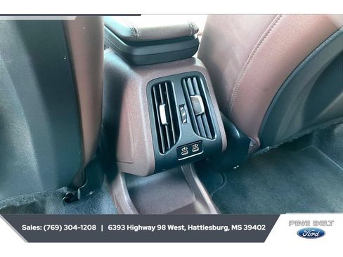 Used 2025 BMW X1 xDrive28i AWD/4WD image 24